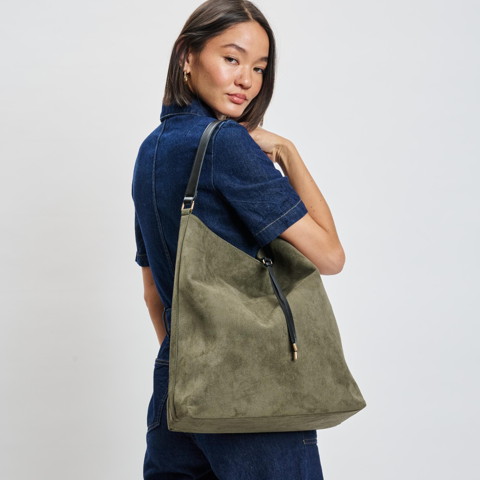 MODA LUXE Felicity Hobo, Alternate, color, Olive
