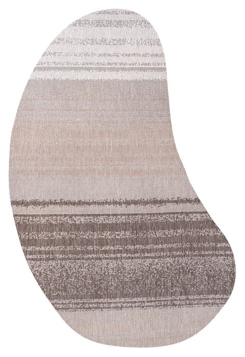 Evan Modern Rustic Organic Curve Indoor/Outdoor Shaped Area Rug