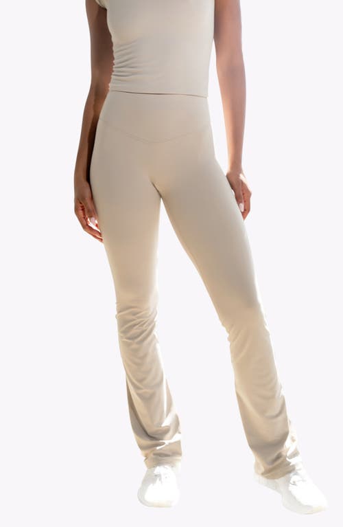 Vitality Cloud Ii Trouser In Gray
