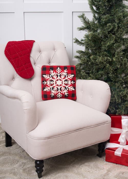 C & F Home C&f Home White Snowflake Plaid Knitted Cotton Christmas Accent Pillow, 12" X 12" In Red