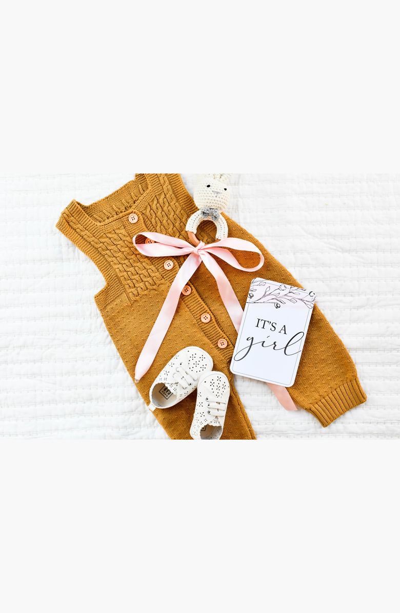 Duncan & Stone Paper Co. Pregnancy Announcement and Milestone Cards, Alternate, color, 