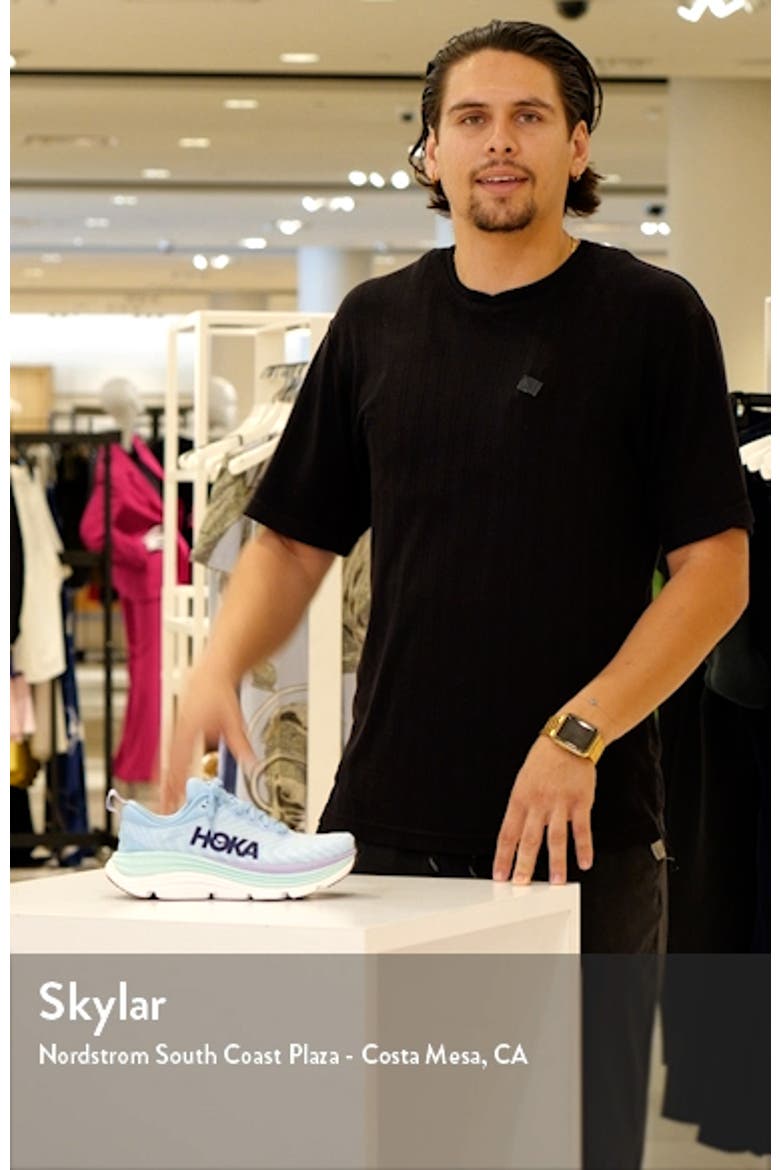 Gaviota 5 Stability Running Shoe video