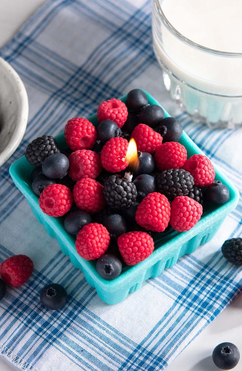 Southlake gifts Berry Basket Candle, Alternate, color, Tiffany Blue Basket