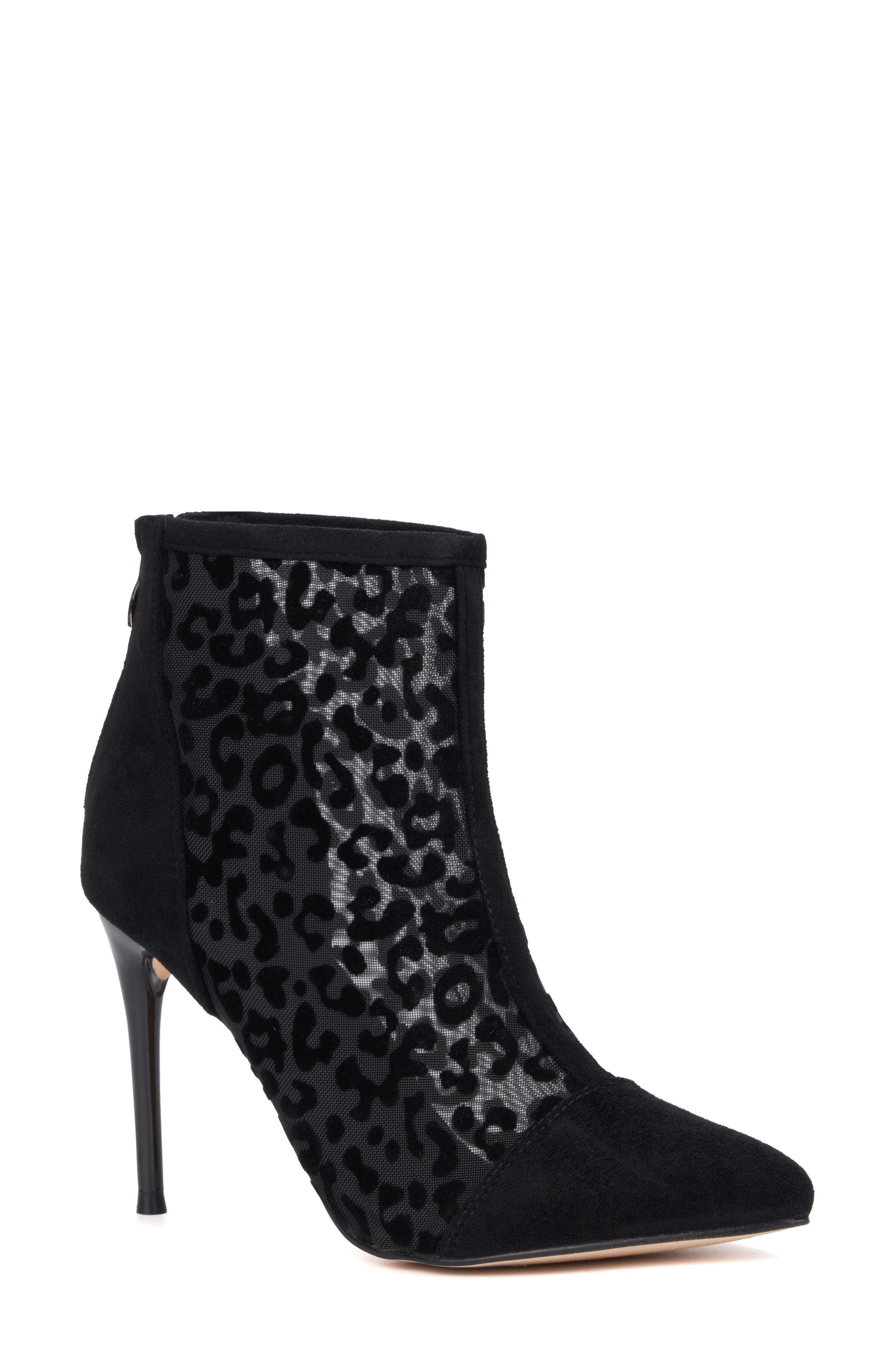 NEW YORK AND COMPANY Charlie Velvet Burnout Bootie