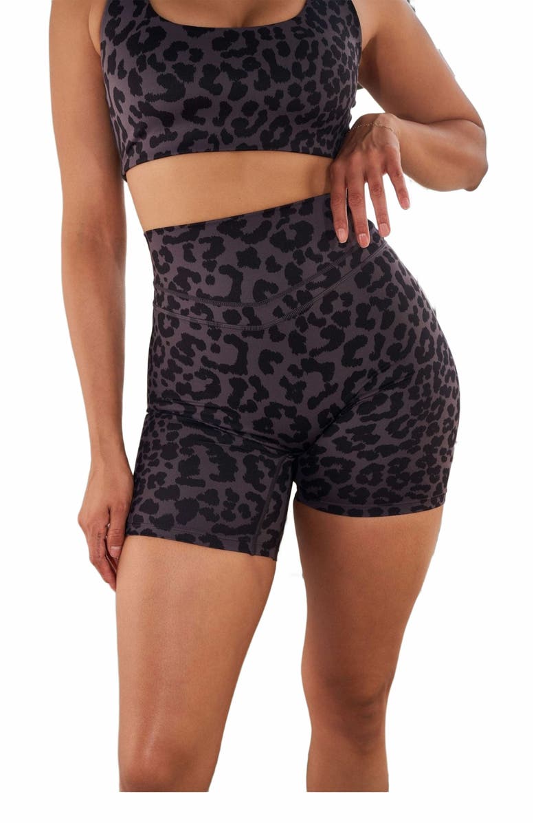 Vitality Pulse Volley Short, Alternate, color, King Cheetah Midnight