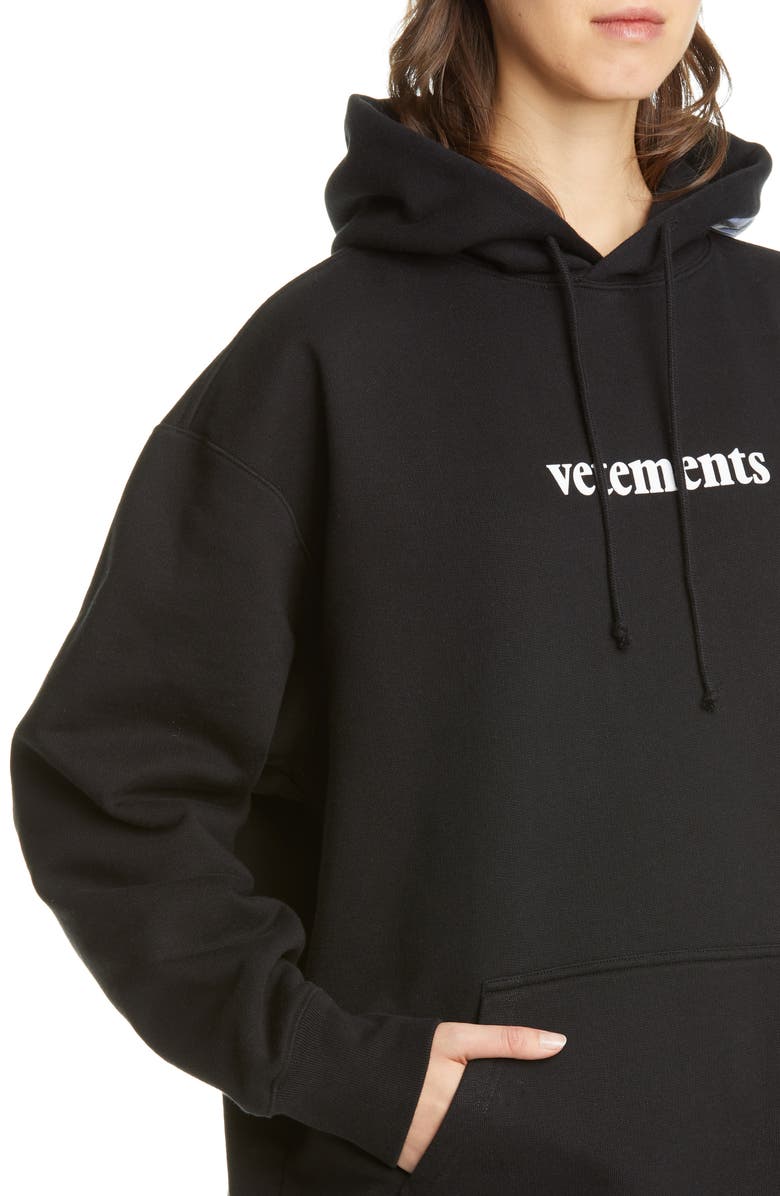 VETEMENTS Logo Shipping Label Graphic Hoodie, Alternate, color, 