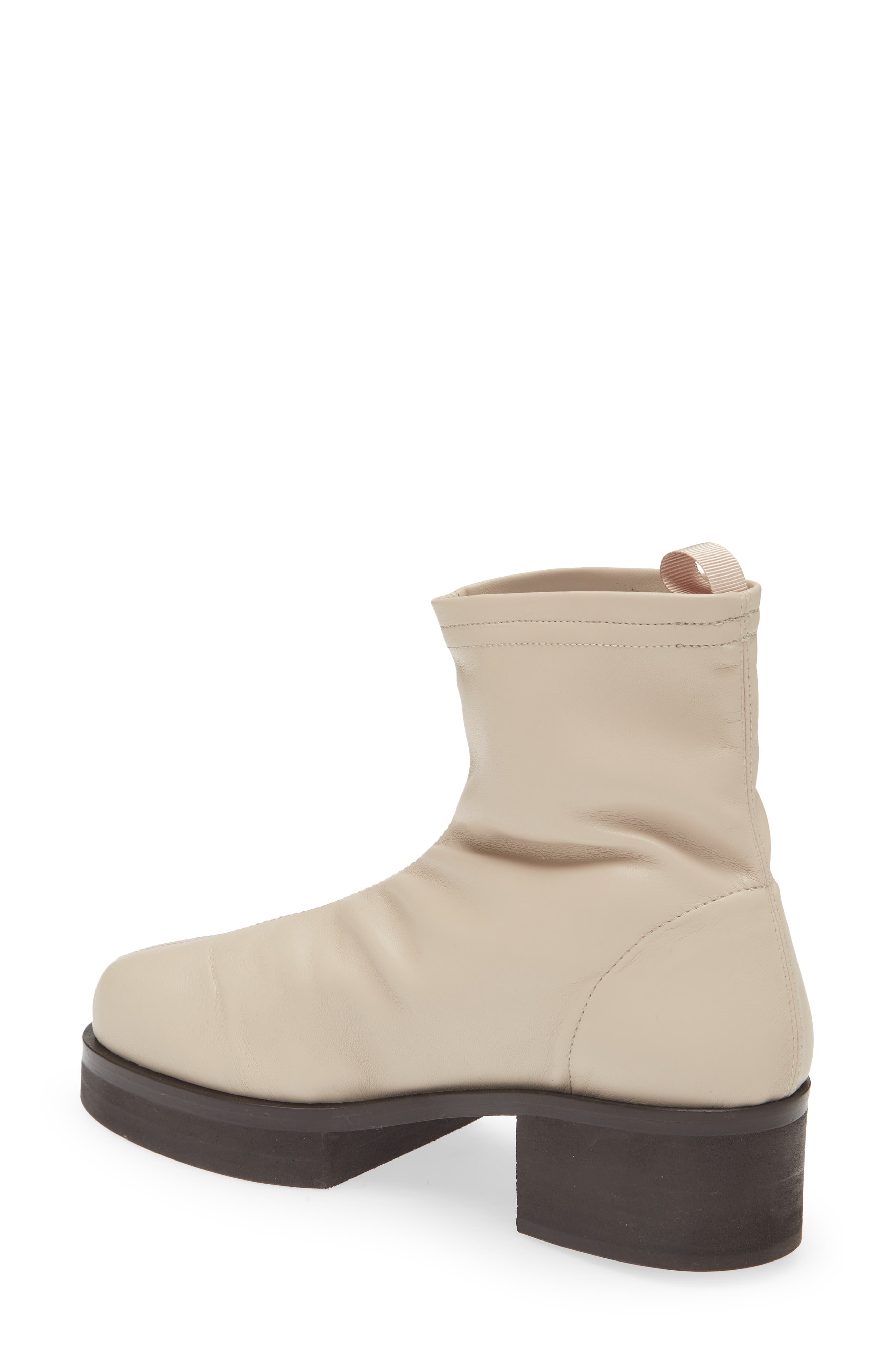 FRAME Le Remi Bootie (Women) | Nordstromrack