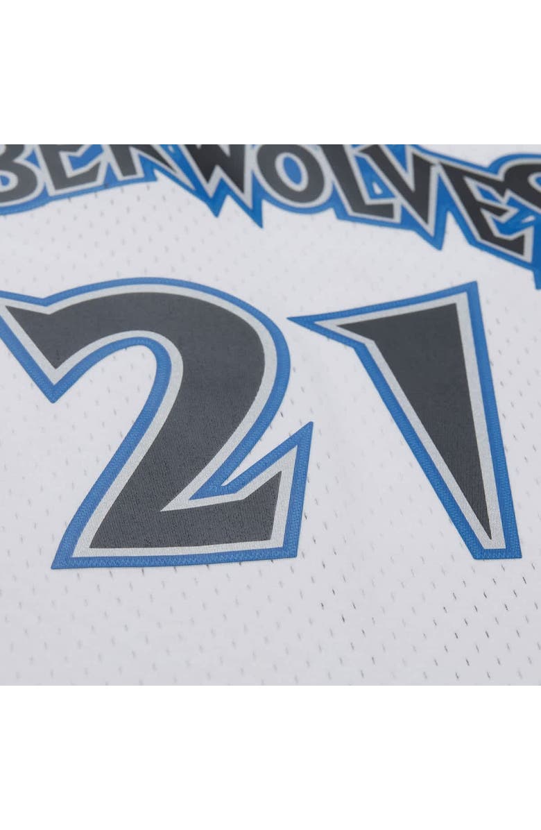 Mitchell & Ness Men's Mitchell & Ness Kevin Garnett White Minnesota Timberwolves Hardwood Classics Swingman Jersey, Alternate, color, White