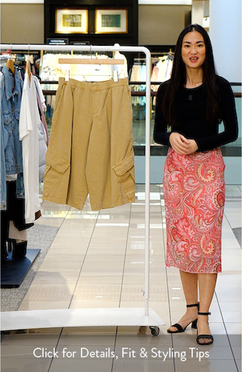 Detroit Pleated Cotton Crop Cargo Pants, sales video thumbnail