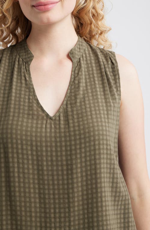 Cloth & Stone Pintucked Sleeveless Top In Green