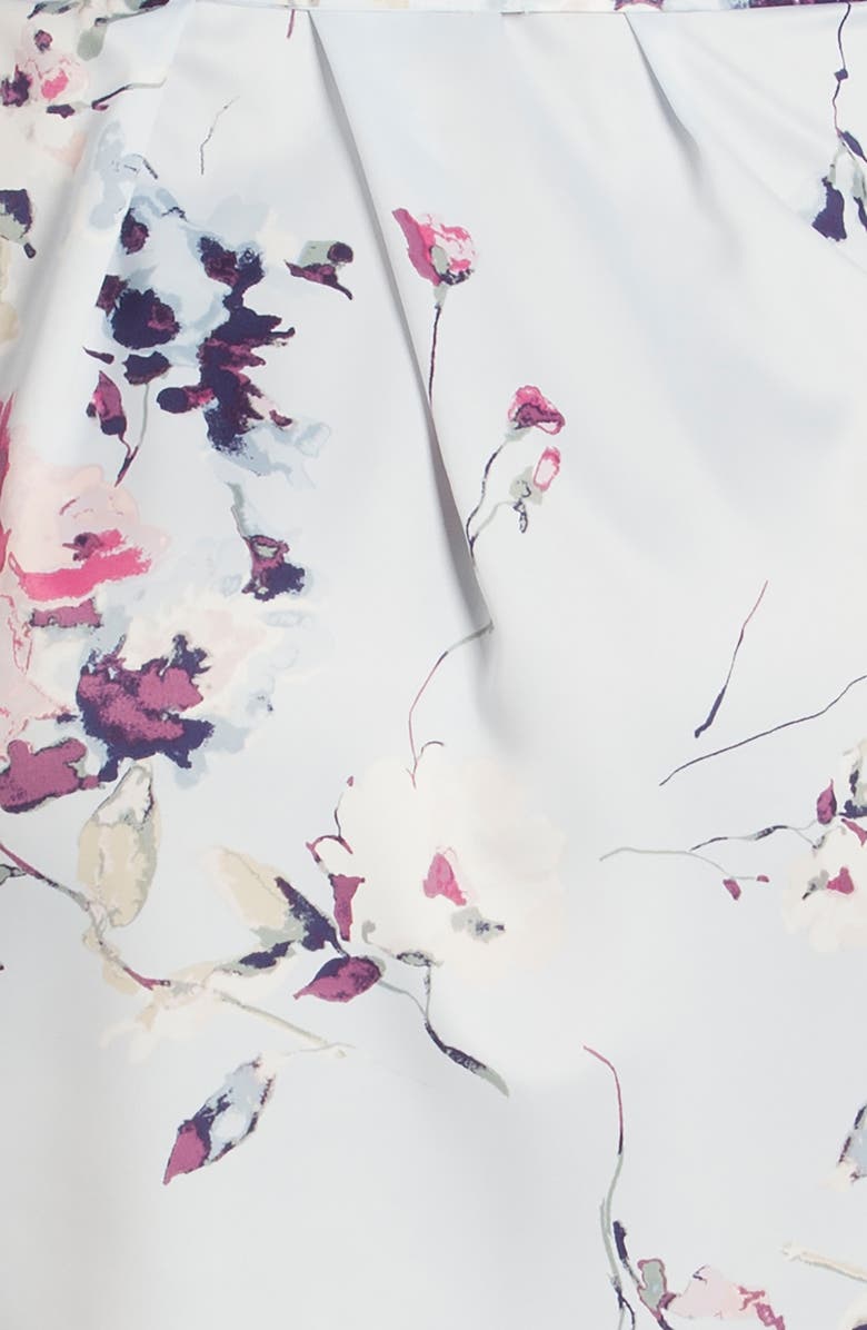 In Bloom by Jonquil Short Wrap, Alternate, color, 