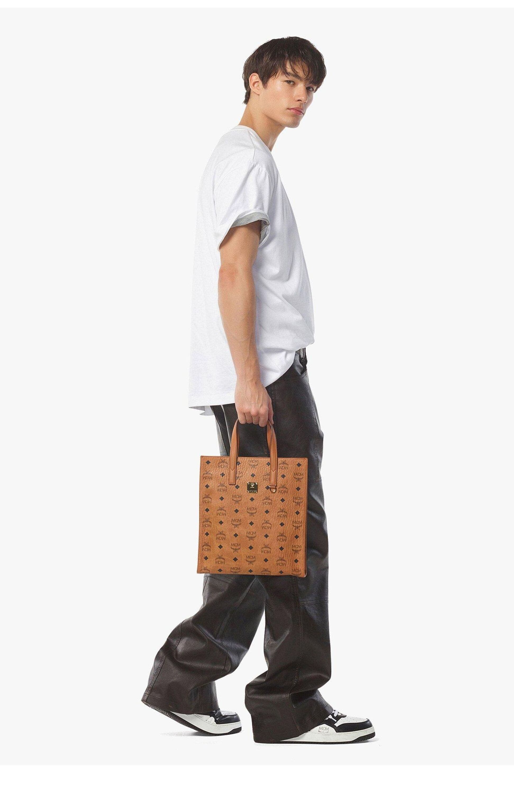 MCM Aren Tote in Visetos, Alternate, color, 