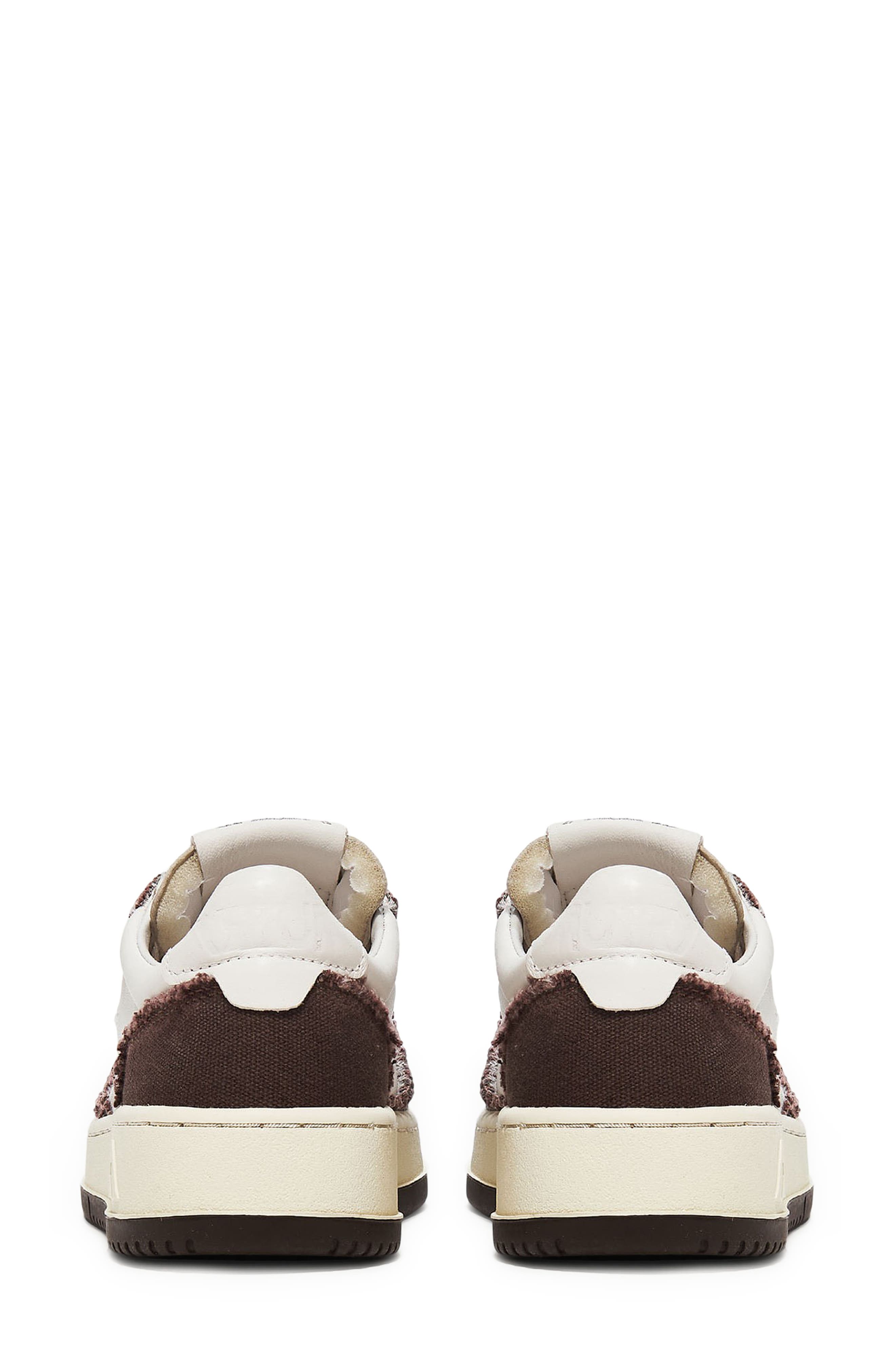 AUTRY Medalist Low Sneaker, Alternate, color, Brown