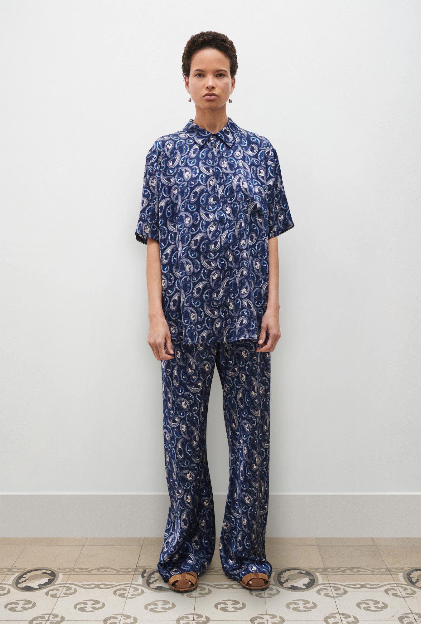 Short Sleeve Boyfriend Shirt - image 2