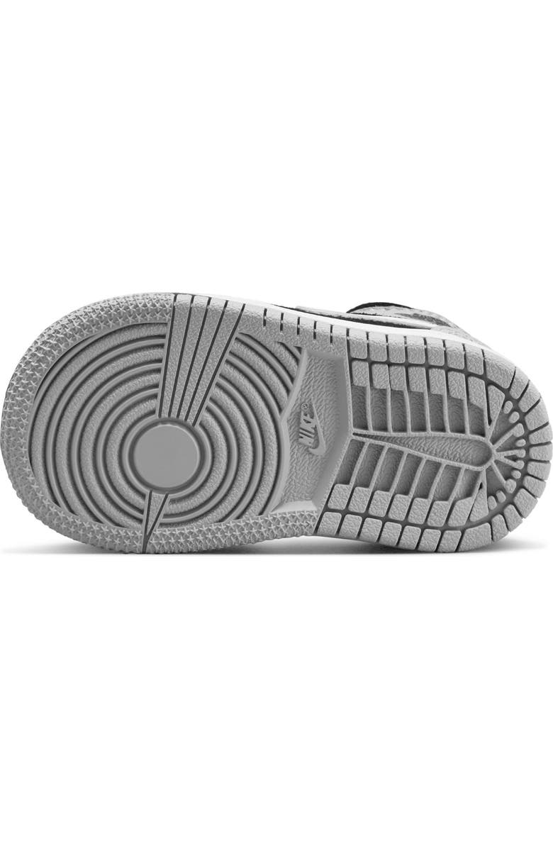 Jordan Nike Air Jordan 1 Mid SE Basketball Sneaker, Alternate, color,