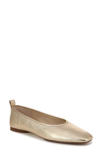 Vince Vivian Ballet Flat In Gold