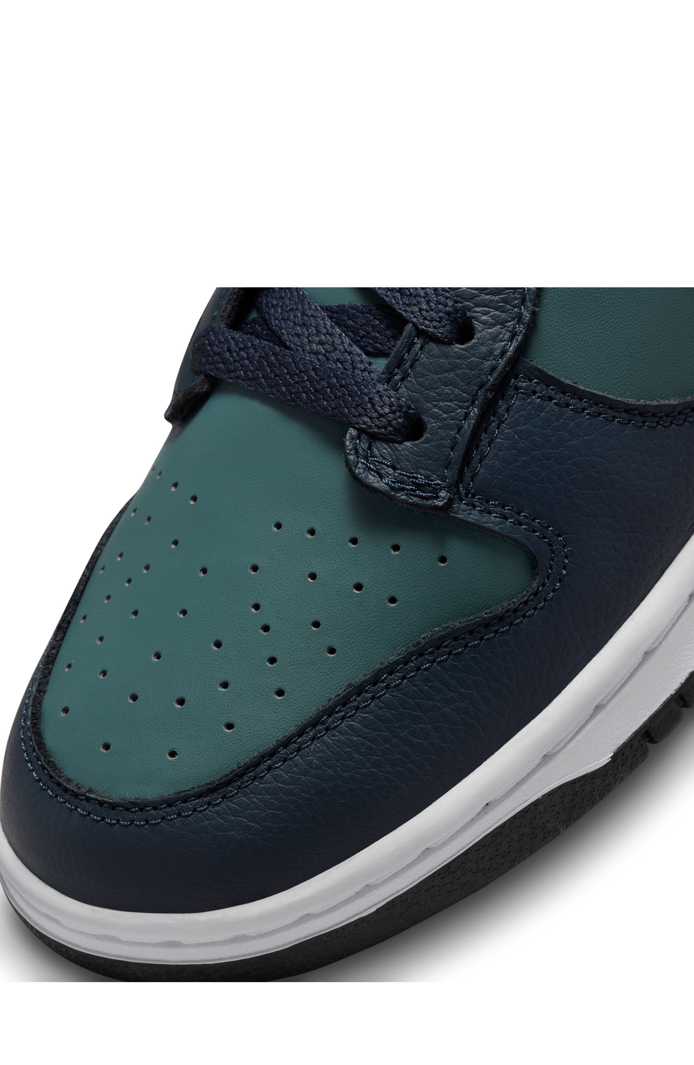 Nike Valentine's Day Dunk Low Retro Premium Sneaker, Alternate, color, 