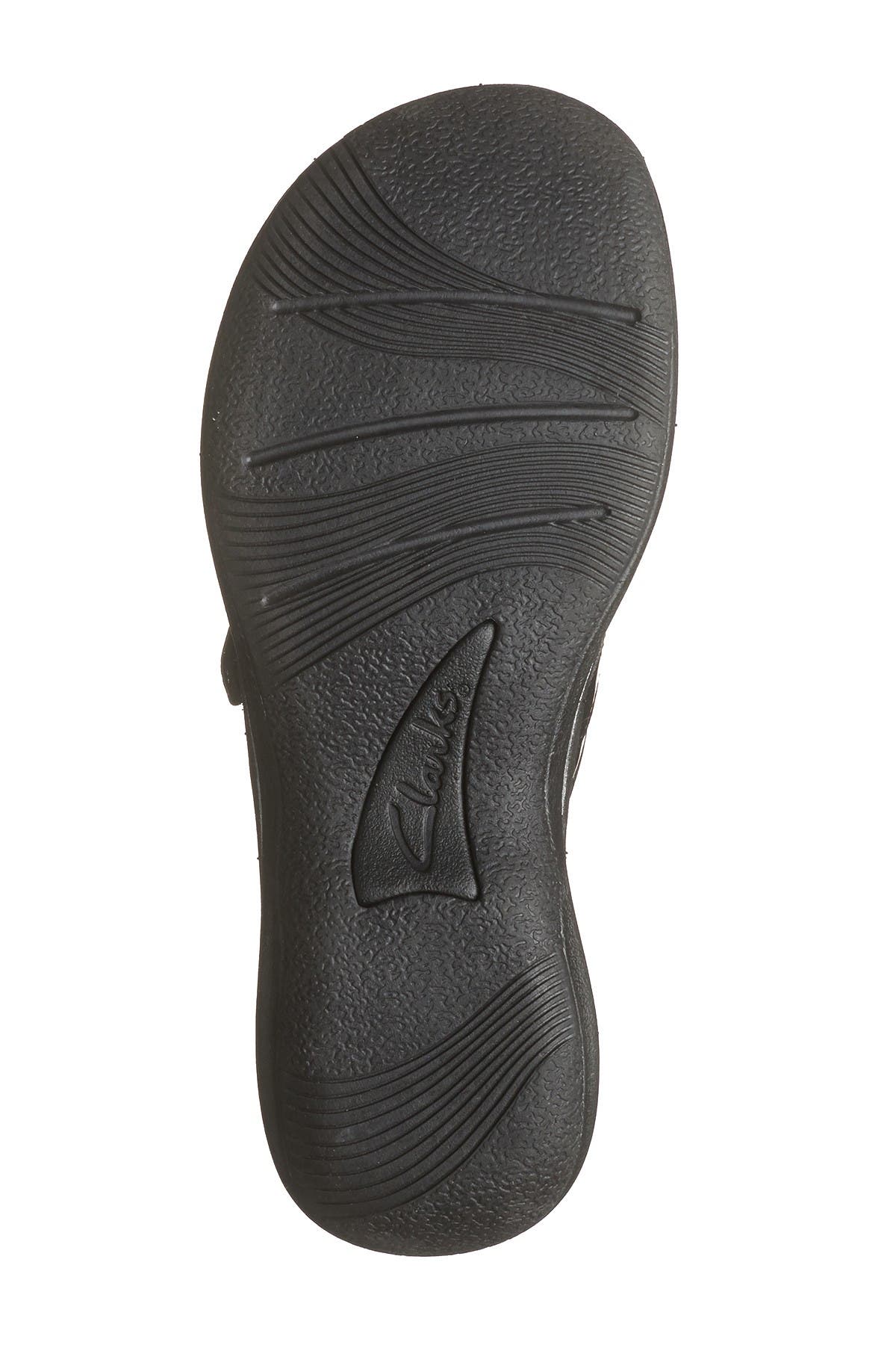 Clarks<sup>®</sup> Breeze Sea Thong Sandal, Alternate, color, Black Pat