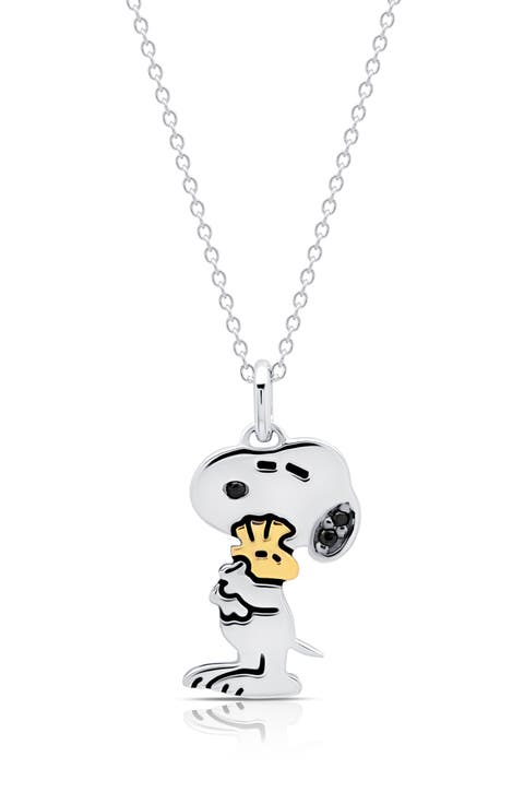 x Peanuts Snoopy Hugs Pendant Necklace