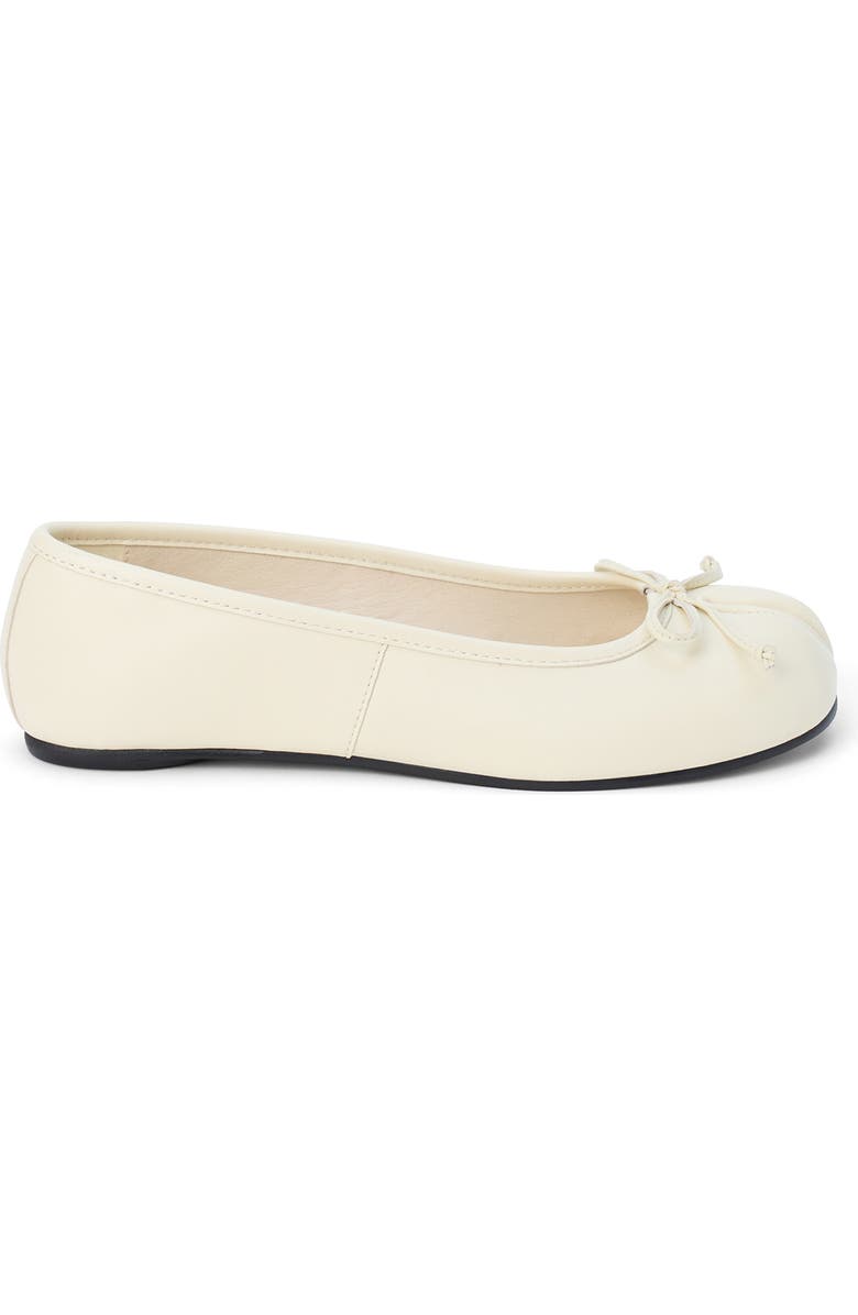 Matisse Mason Chelsea Boot, Alternate, color, Ivory