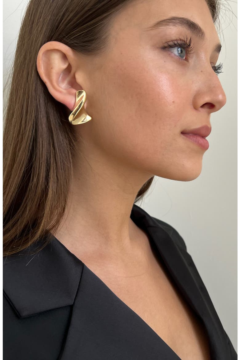 Anine Wavy Drop Earrings, Alternate, color, 14K YELLOW GOLD PLATED SILVER