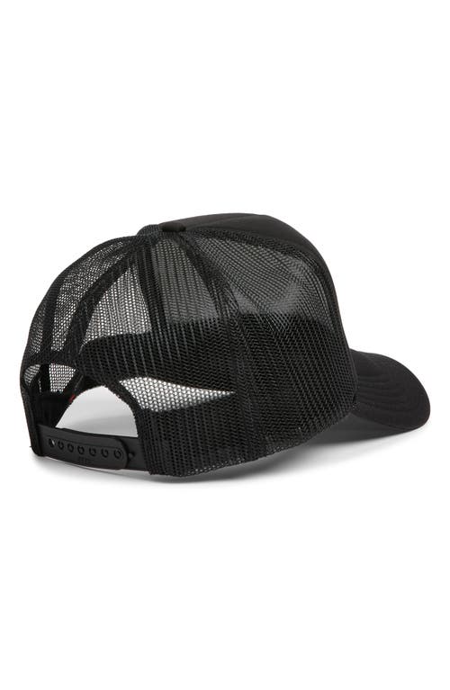 Friday Feelin ' Delulu Is The Solulu Trucker Hat In Black