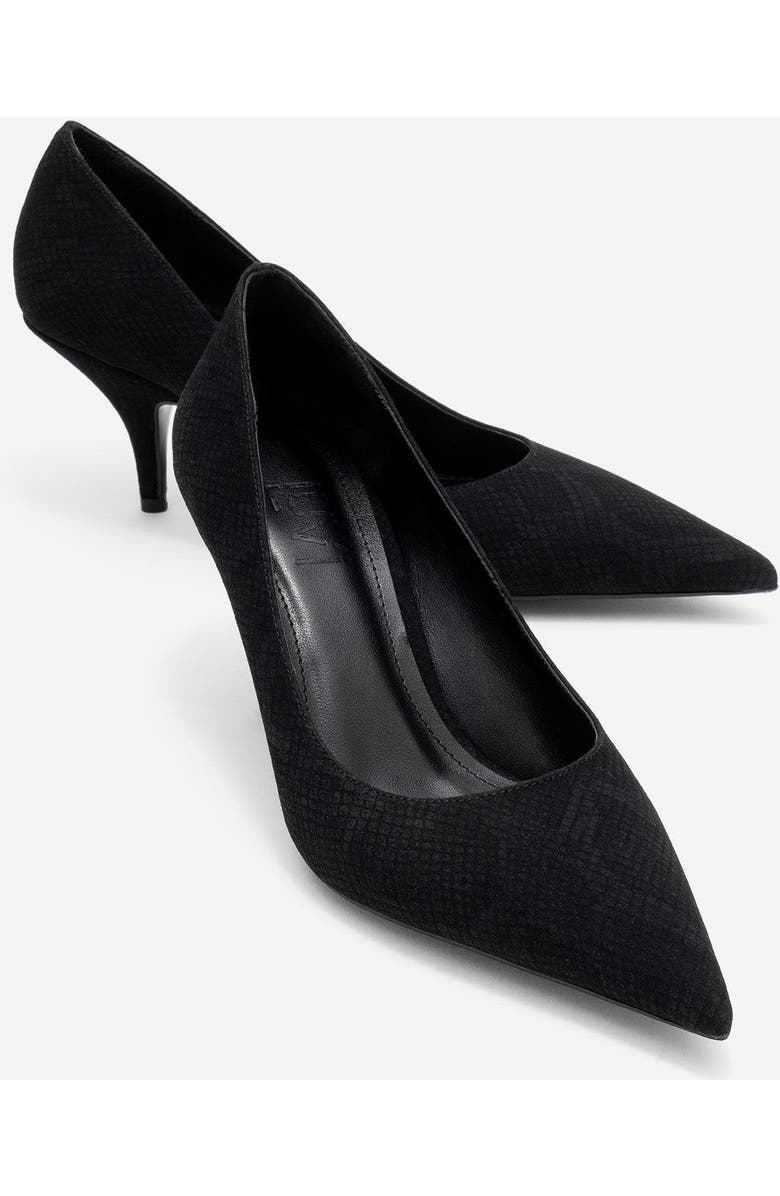 Prologue Shoes Marcus Pointed Toe Pump, Alternate, color, Black Pattern