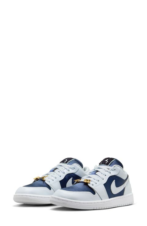Air Jordan 1 Low SE Basketball Sneaker