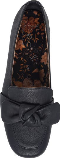 Paisley Bow Flat