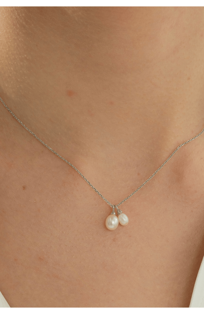 Bearfruit Jewelry 18k Gold Plated Sterling Silver Maisie Pearl Pendant Necklace Holiday Gift Idea, Alternate, color, Silver