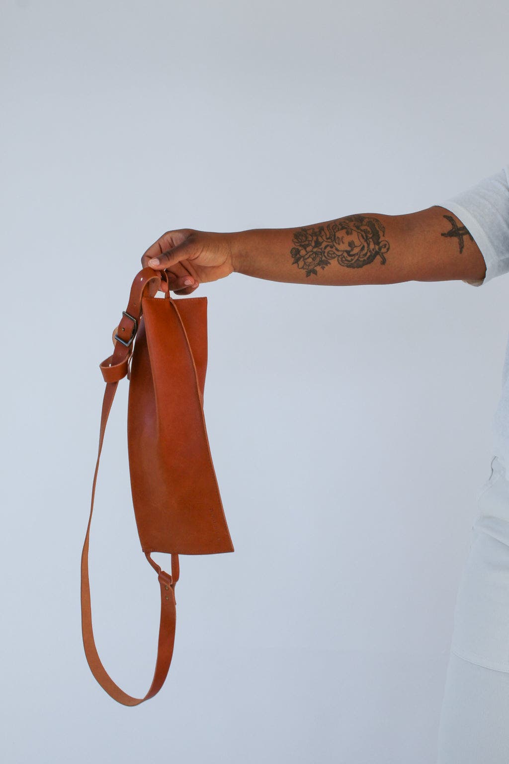 The Offset Sling Bag, Alternate, color, Saddle