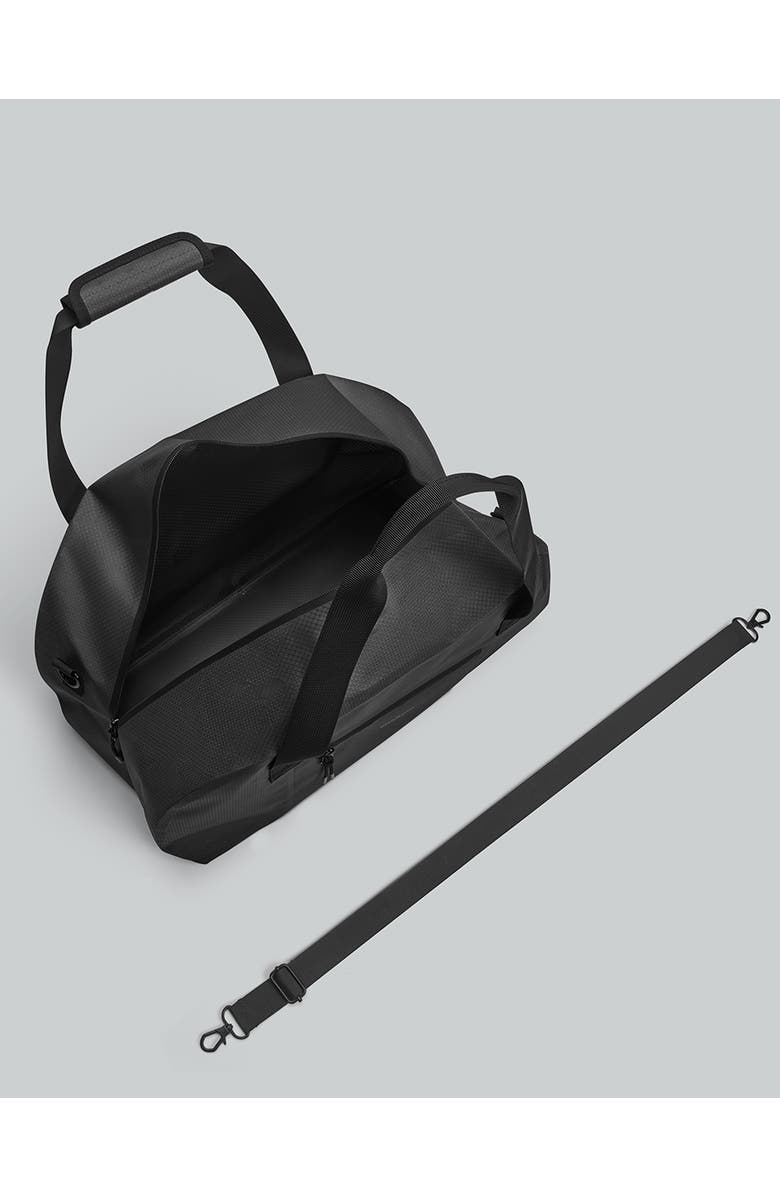 81038614 Lightweight DuoSeal Duffel, Alternate, color, Black