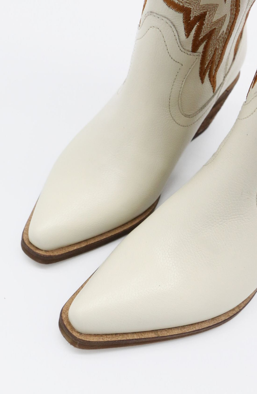Stivali New York Dramen Western Cowboy Boot In Off White In Multi