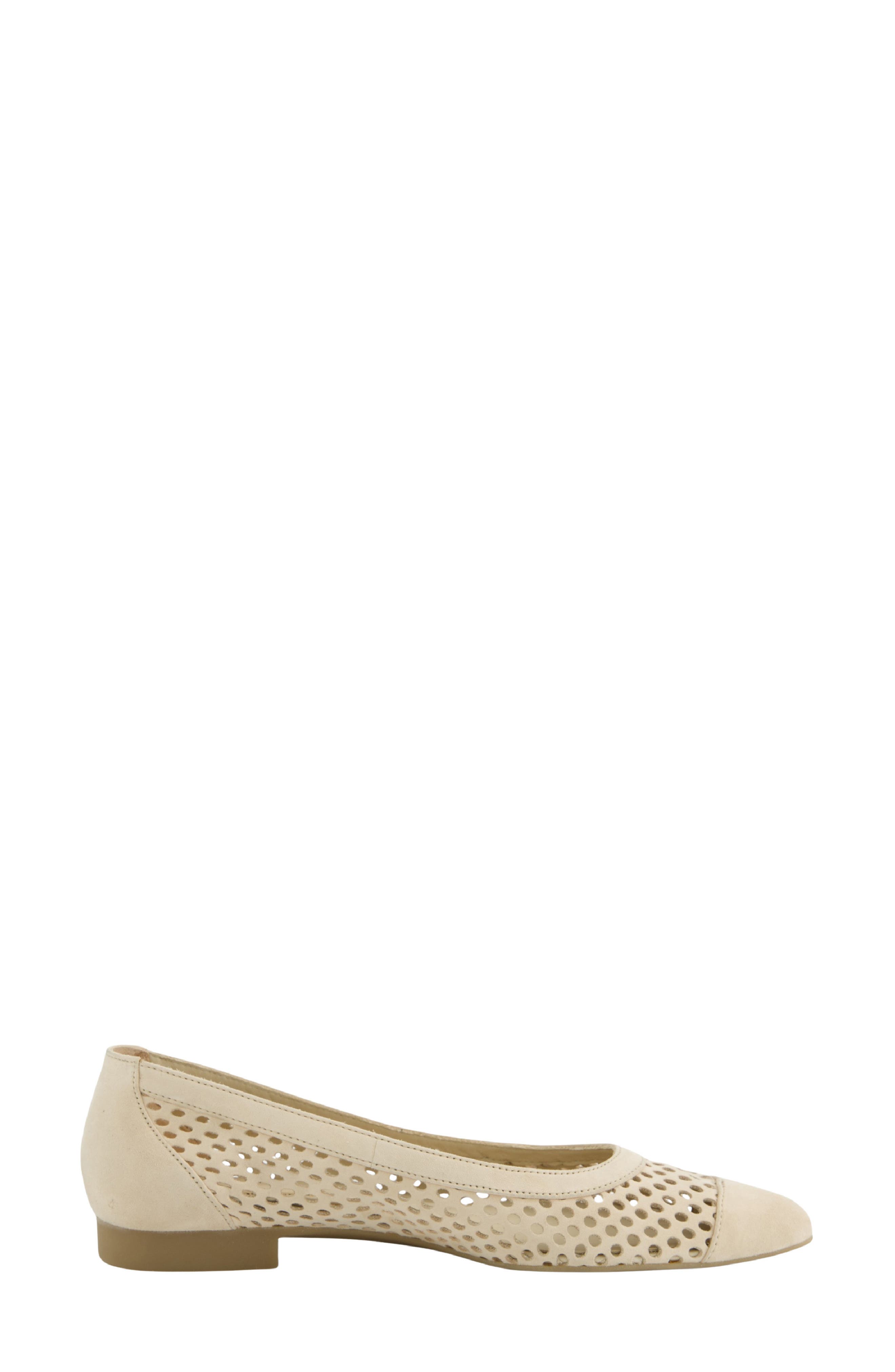 Deanna Pointed Cap Toe Flat, Alternate, color, BISCUIT SUEDE