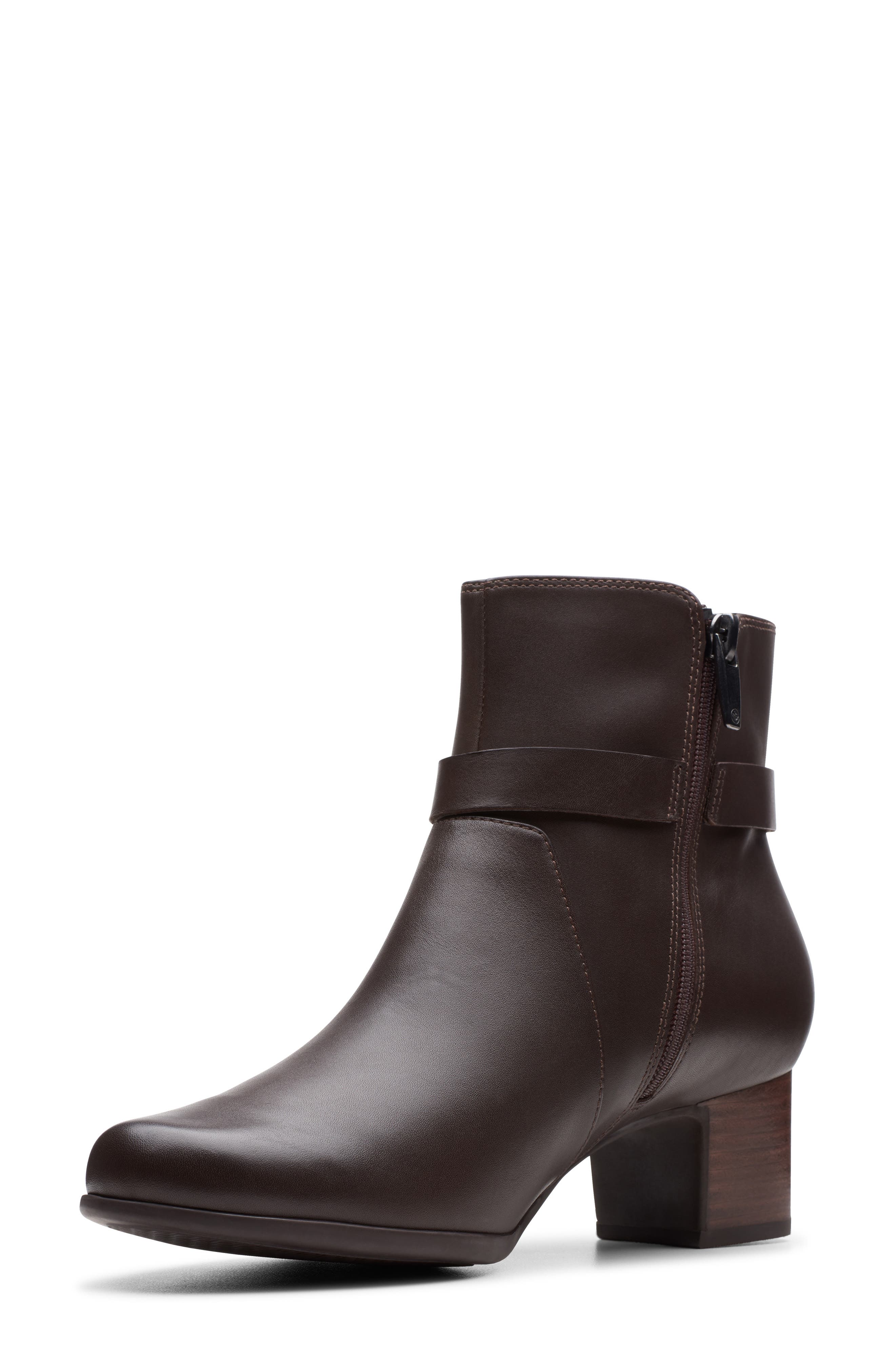 Un Damson Mid Bootie, Alternate, color, BROWN LEATHER