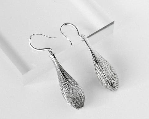 Flow Small Drop Earrings