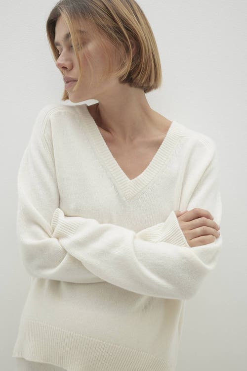 Naked Cashmere Sydney V-neck Cashmere Sweater In Sand