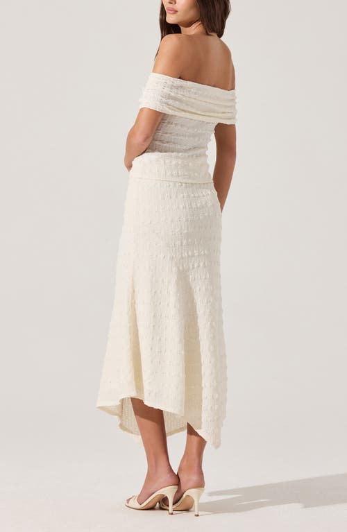 Astr The Label Off The Shoulder Textured Knit Top In White