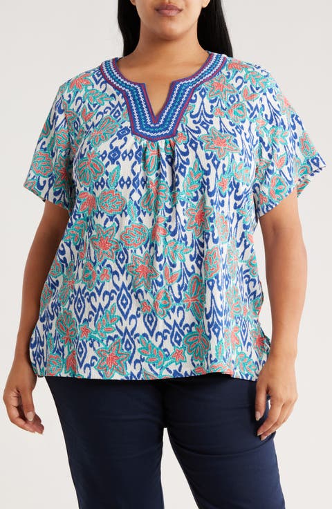 Embroidered Short Sleeve Crinkled Top (Plus)