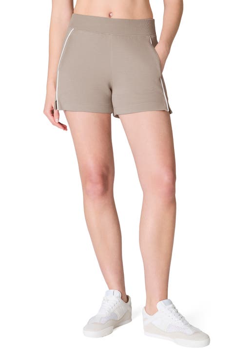 Airpique Shorts