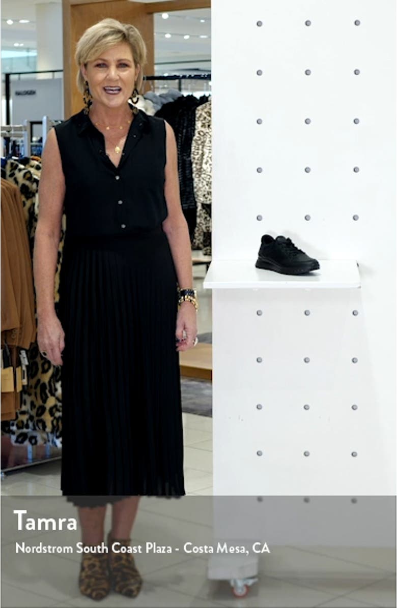 Exostride Sneaker, sales video thumbnail