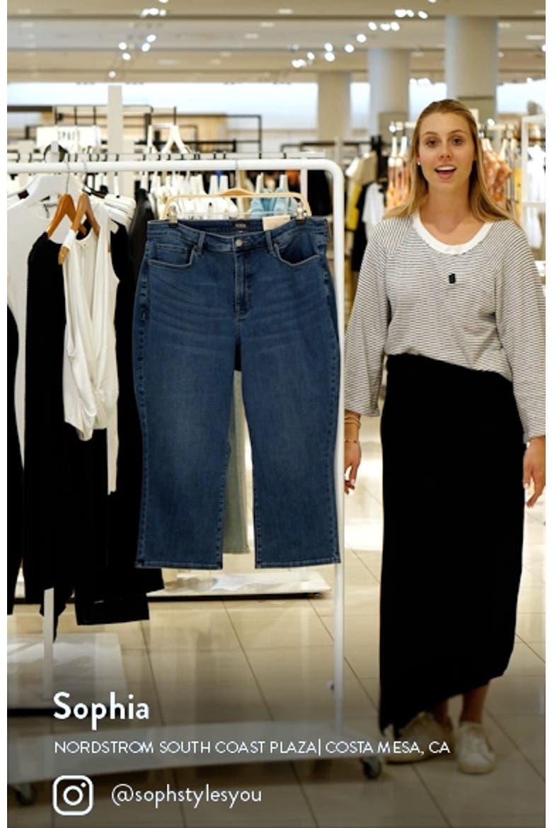 Joni High Waist Relaxed Capri Jeans video