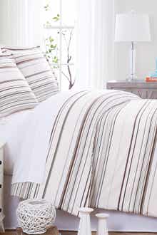 SOUTHSHORE FINE LINENS Full/Queen Luxury Collection Premium Oversized Duvet Cover Set - Blue