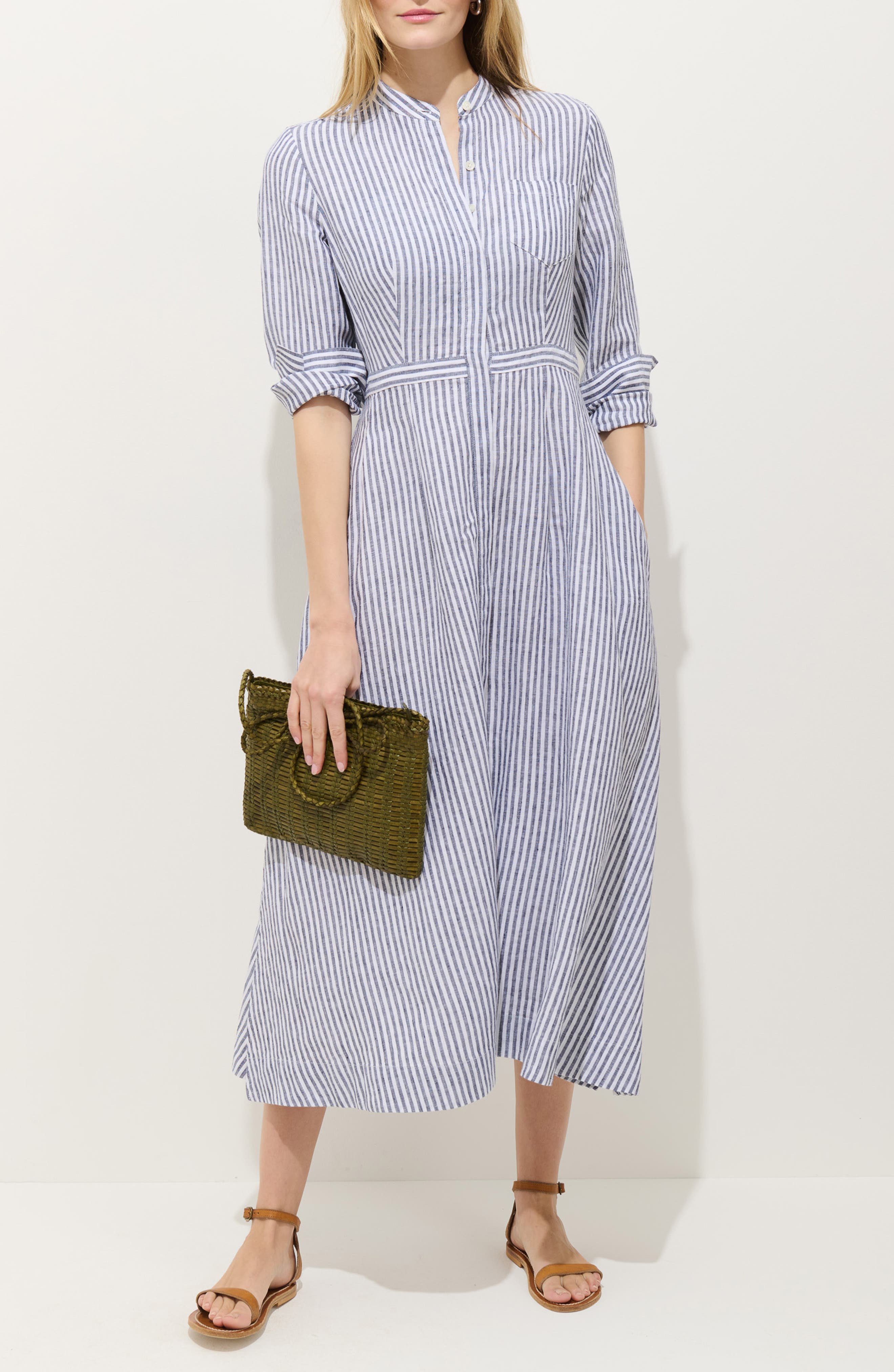 selected NAVY / IVORY