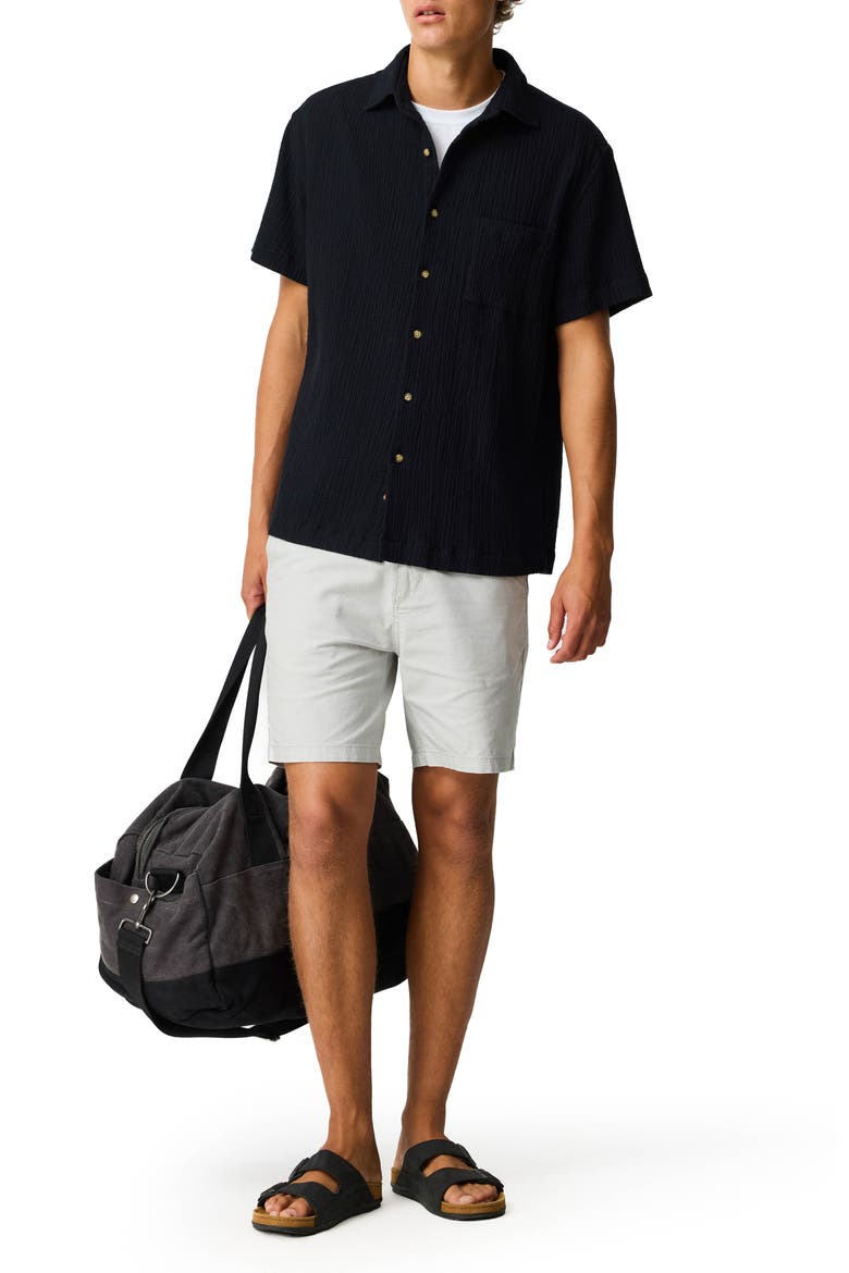 Adams Flat Weekend Fit Short Sleeve Stretch Seersucker Button-Up Shirt, Alternate, color, ONYX