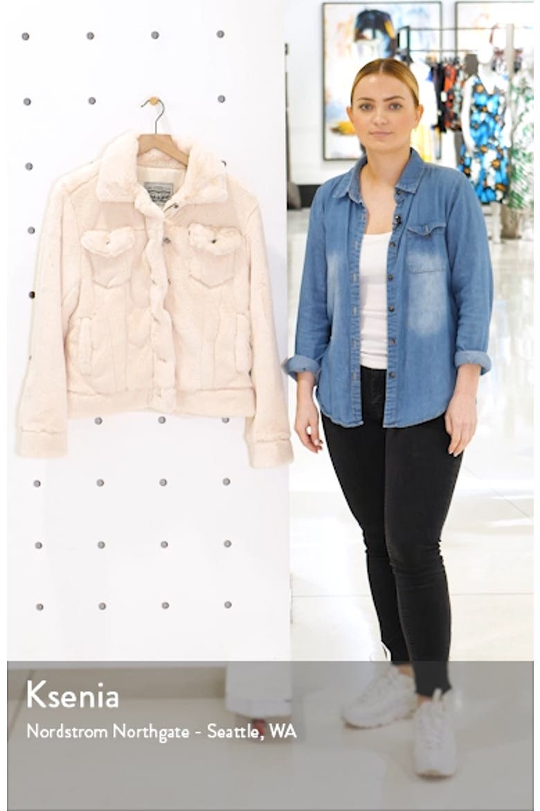 Levi's® Faux Fur Trucker Jacket video
