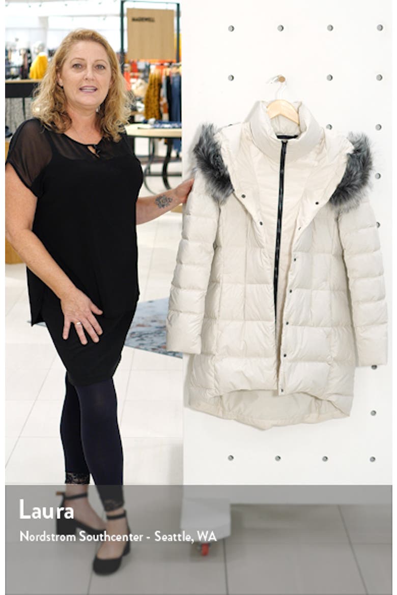 Dealio 550 Fill Power Down Parka video