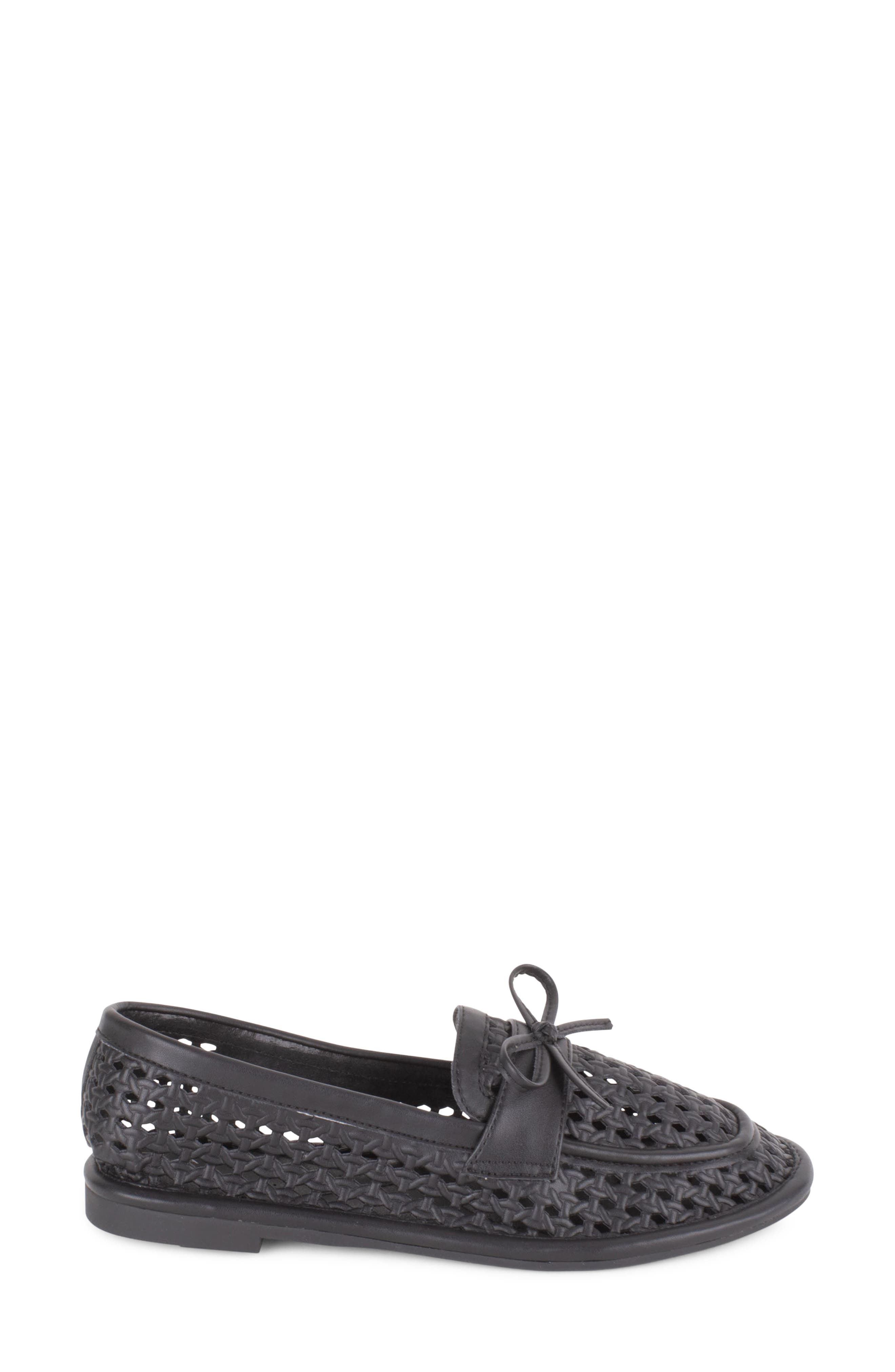 Tahari Maple Cutout Loafer, Alternate, color, Black