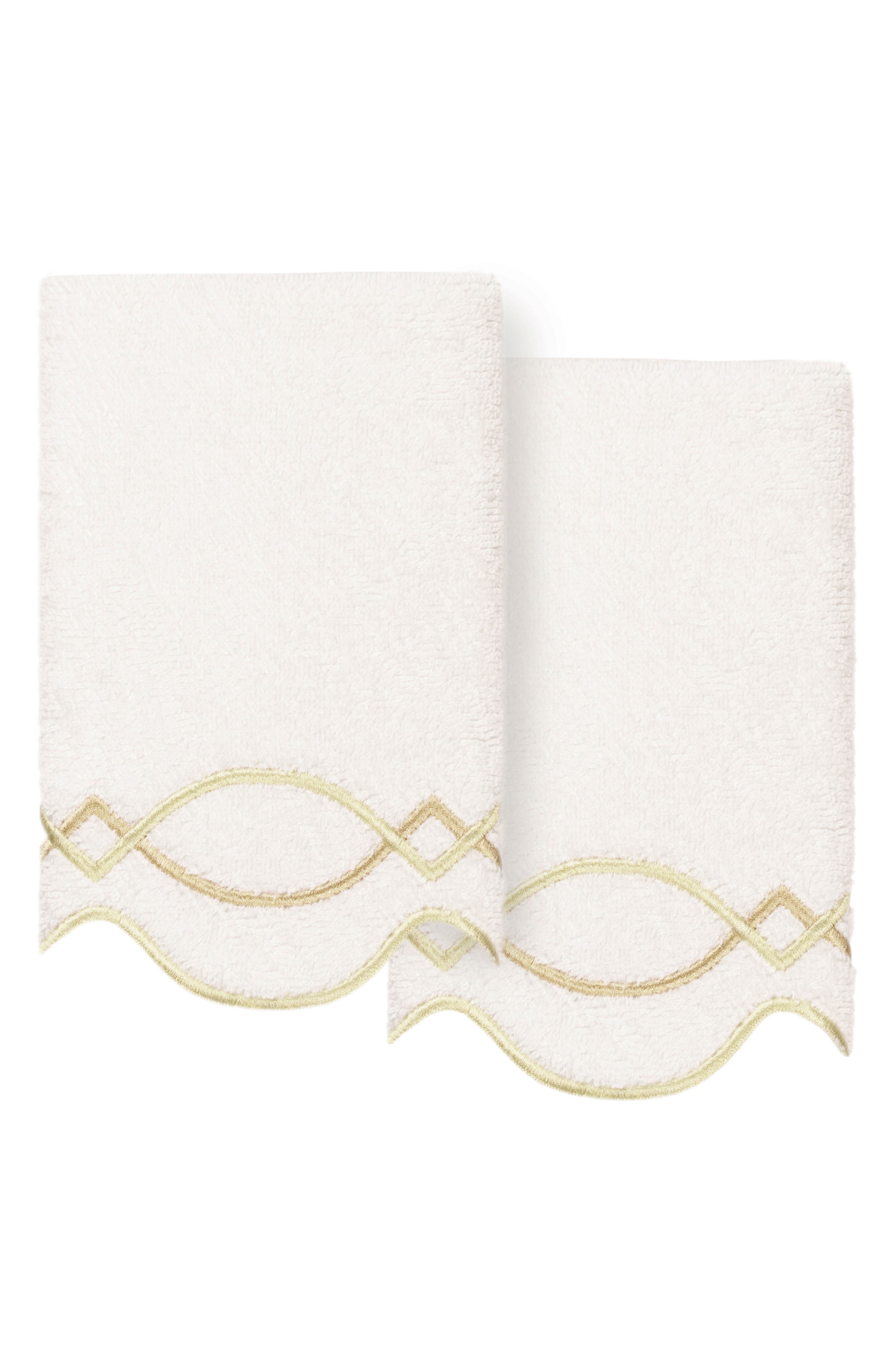 Diamond Chain Scallop Pack of 2 Fingertip Towels