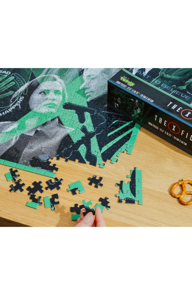 Toynk The X-Files "I Want To Believe" 1000-Piece Jigsaw Puzzle | Toynk Exclusive, Alternate, color, Green